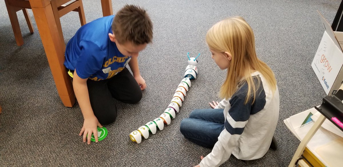 technojohnson's tweet photo. Here are @SpheroEdu and #codapillar in action @SSWorldwide https://t.co/IiVKlNnPwv