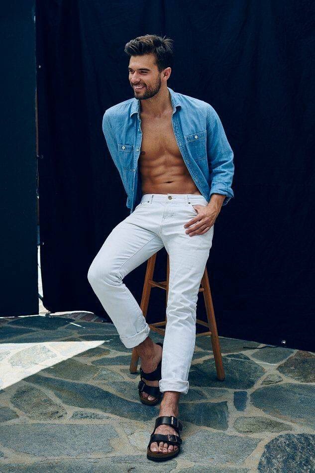 RebelChar17's tweet photo. MCM hereโs some new blood for you ๐ #Chase #PullMeOver https://t.co/mKEaAuPKq6