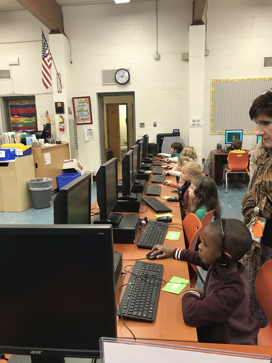JulieBramley's tweet image. Kindergarten is kicking off our Week of Code here @ApshawaSchool ! We love @kodable !! #weekofcode #HourOfCode #computerscience #coding @WestMilfordSupt @daniel_novak_WM @LauraOakes31