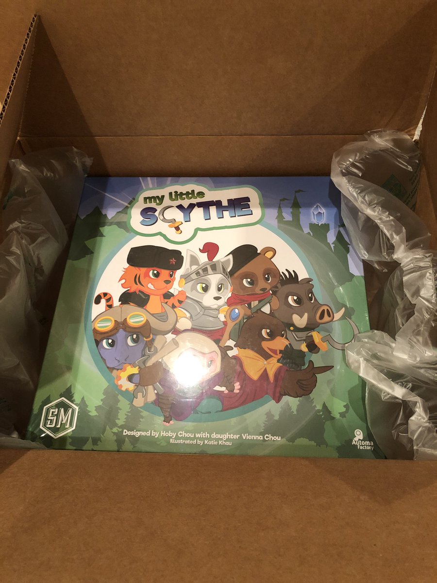 CRAPGAMES_'s tweet image. と、ウズウズしてたら、アメリカの密林に住んでいるサンタさんから、早めのクリスマスが来てた！嬉しい！カワイイSCYTHE!!!