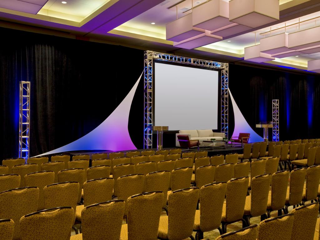 Hyatt Reg McCormick tweet media