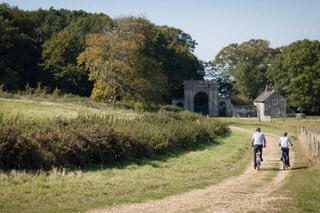 barn_park's tweet photo. 'Beautiful - a stunning place to stay. Friendly hosts with even friendlier dogs! The ... surrounding farm is amazing and to top it all, a breakfast unlike any other. Location was perfect, seemed to be a ten-minute drive to anywhere!' - Marty https://t.co/SU0bDwv5Cj https://t.co/PFcqwVaBuJ