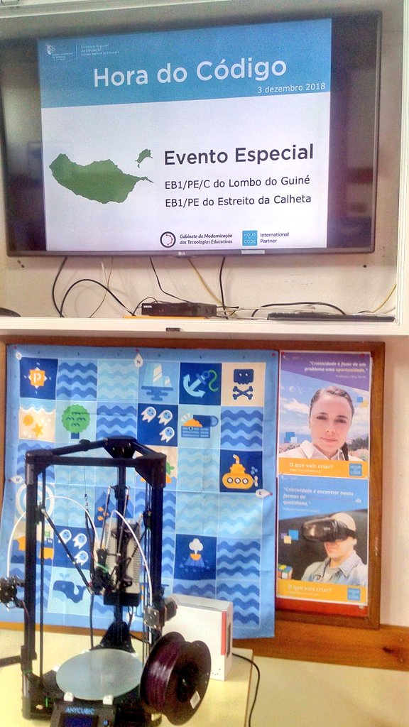 Rodolfo_Du's tweet photo. Special Event #HourofCode. #HourOfCodeMadeira #Educaticram #gmte #Madeira #Educação @EB1PELomboGuin @codeorg https://t.co/OlVpuAIUvR
