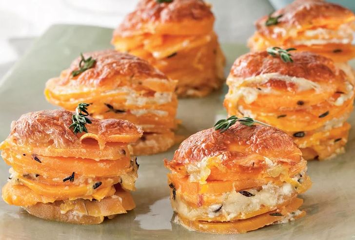 BestSweetPotato's tweet photo. This year, when you're asked to bring the "sweet potato" dish to the family gathering, make it something special! These Scalloped Sweet Potato Stacks are beautiful and easy to make! 🍠 Recipe &amp; 📸 by @My_Recipes : https://t.co/Mz6JC870gX #SweetPotato https://t.co/HswsKsjUmI