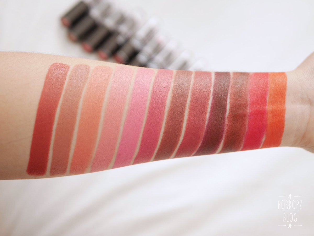 porropz_blog's tweet photo. Code Color Matte Lipstick ลิปสติกเนื้อครีมแมท นางเม็ดสีดี ทาง่าย เนื้อลิปลื่น คนปากแห้งทาได้เน้อ มีตั้ง12สี วางขายแค่แท่งละ 99บาทเอ๊งง #ไว้รีวิวห้ามขายของโว๊ย #howtoperfect #codecosmetics #รีวิวลิป #ถูกและดี #ใช้จริงรีวิวจริง https://t.co/86qgszwxqj
