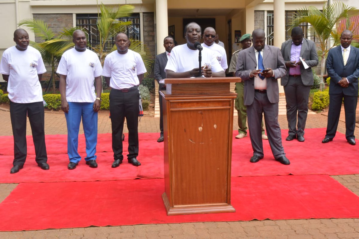 Gov_Ottichilo's tweet photo. Flagged off @EACCKenya public sensitization Caravan to sub-counties in commemoration of International anti-corruption day to be held on 9th December 2018 in Vihiga County Themed: Winning the fight against corruption; a sustainable path to Africa's Transformation. https://t.co/uYNRkw9VUS