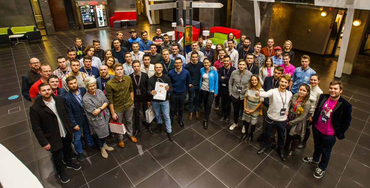 And the winner is Energy Monitoring System - a solution that helps businesses negotiate energy price with providers. Congratulations!

#StartupWeekend #energybalance #startups