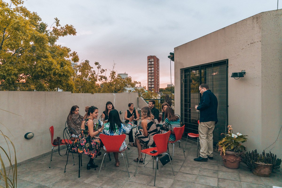 LiveUnsettled's tweet photo. We invited our friend Michelle to live Unsettled in Buenos Aires with us this past month... here's what she had to say about it >> https://t.co/cMmxZvmv0T #LiveUnsettled #BeUnsettled #BuenosAires https://t.co/aeNe7yLN5y