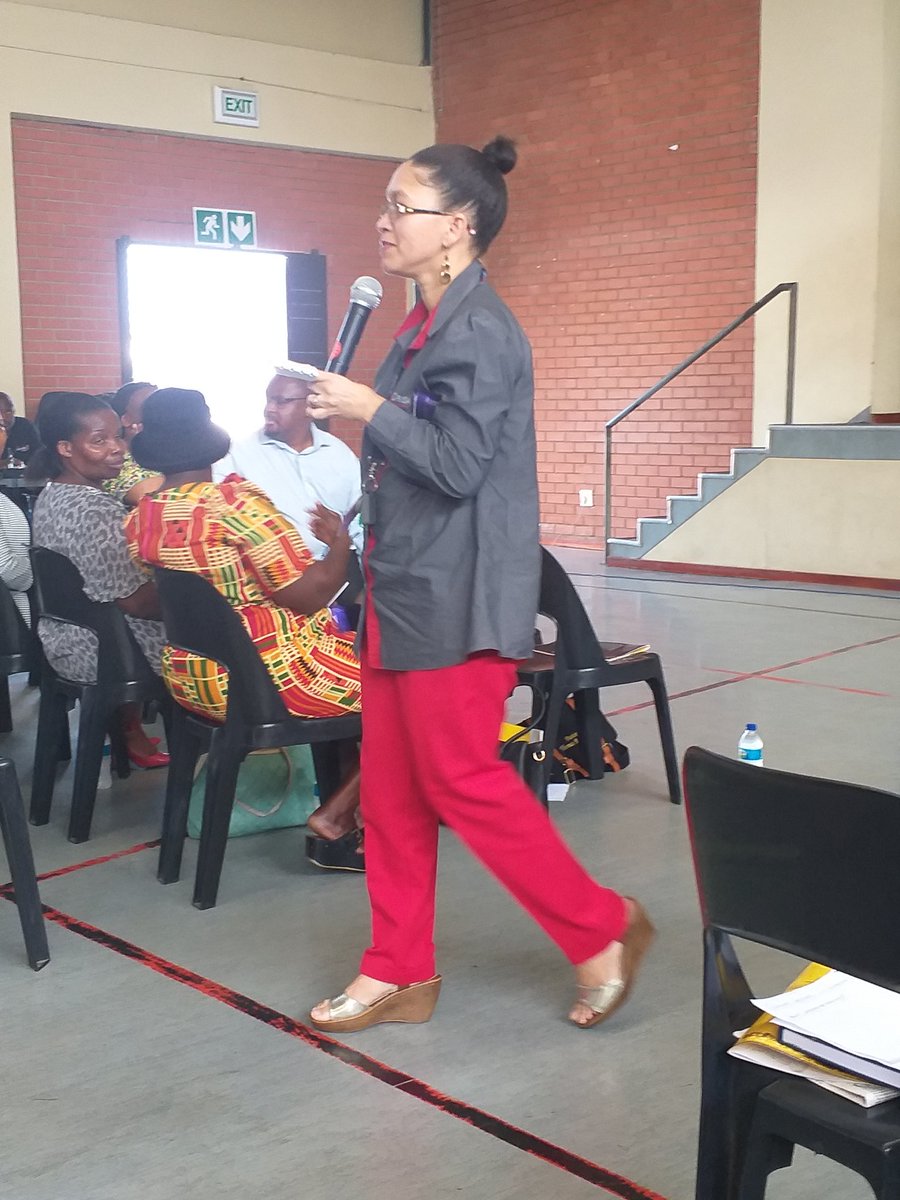IamMbusoZA's tweet photo. Dr Rochelle Adams teaching about TB,HIV, AIDS Awarenes reveal that Ethekwini region remain numbers one in SA with HIV infected individuals #MyHealthMyWealth #MyHealthMyWealth @eThekwiniM #MultiStakeholderForum #INK @EMubuntu @mbonambi_linda @drtlaleng @positivegp @Taylorecee https://t.co/LsVWSpVGfP