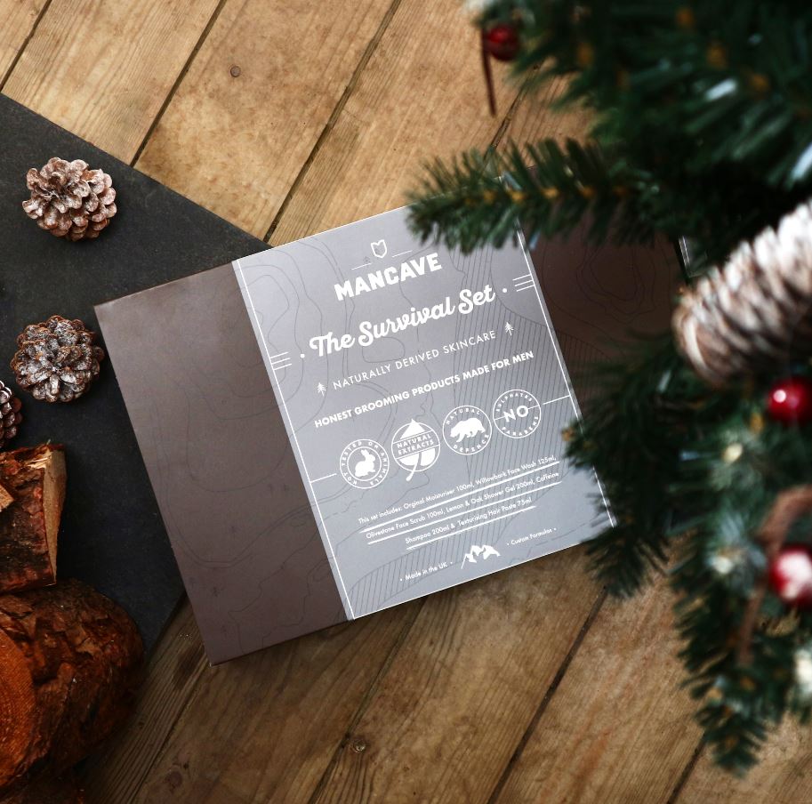 boohooMAN's tweet image. We've teamed up with the guys at @ManCave to give 3 lucky winners a Christmas survival set &amp;amp; a £50 boohooMAN.com voucher 👊 

To enter simply follow @boohooMAN @ManCave &amp;amp; RT the competition 💥

We will announce the 3 winners on Thursday 📣

T&amp;amp;Cs: goo.gl/qyqHPc