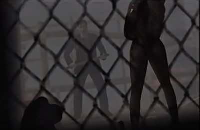 Zinbei 死ぬほど疲れると部屋着を着るのに失敗してしばらくｓｈ２のライングフィギュアみたいになる