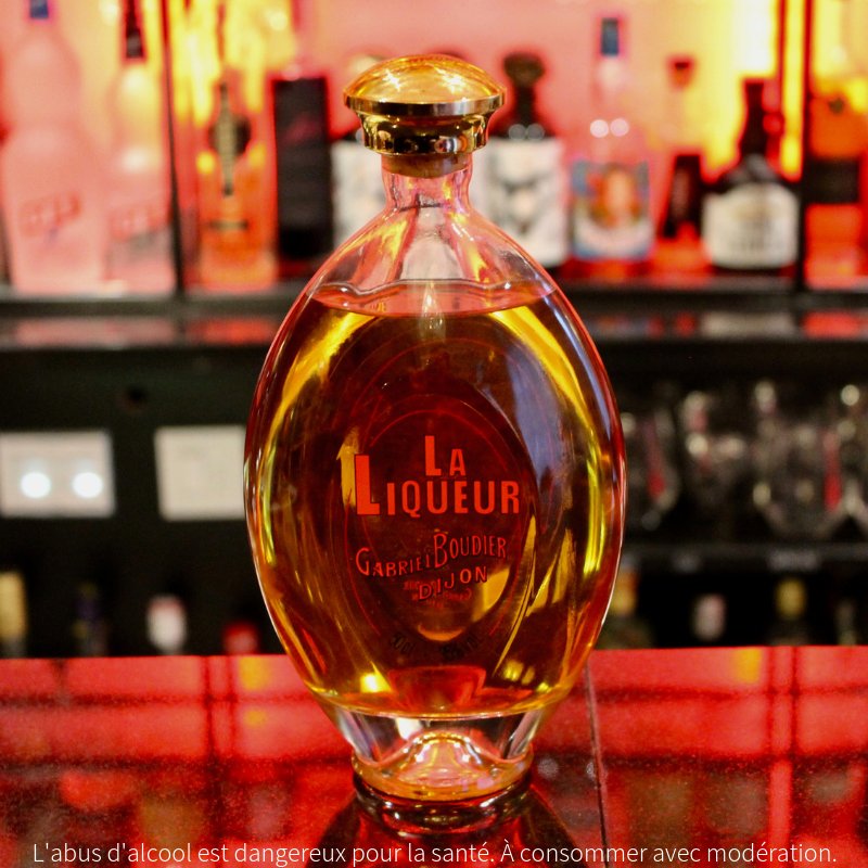 GabrielBoudier's tweet photo. "La liqueur" : recette tenue secrète, depuis sa création, par la maison Gabriel Boudier 😍 #Liqueur #Boudier #Dijon #Bourgogne #WineMorning https://t.co/OhBG5Fi674