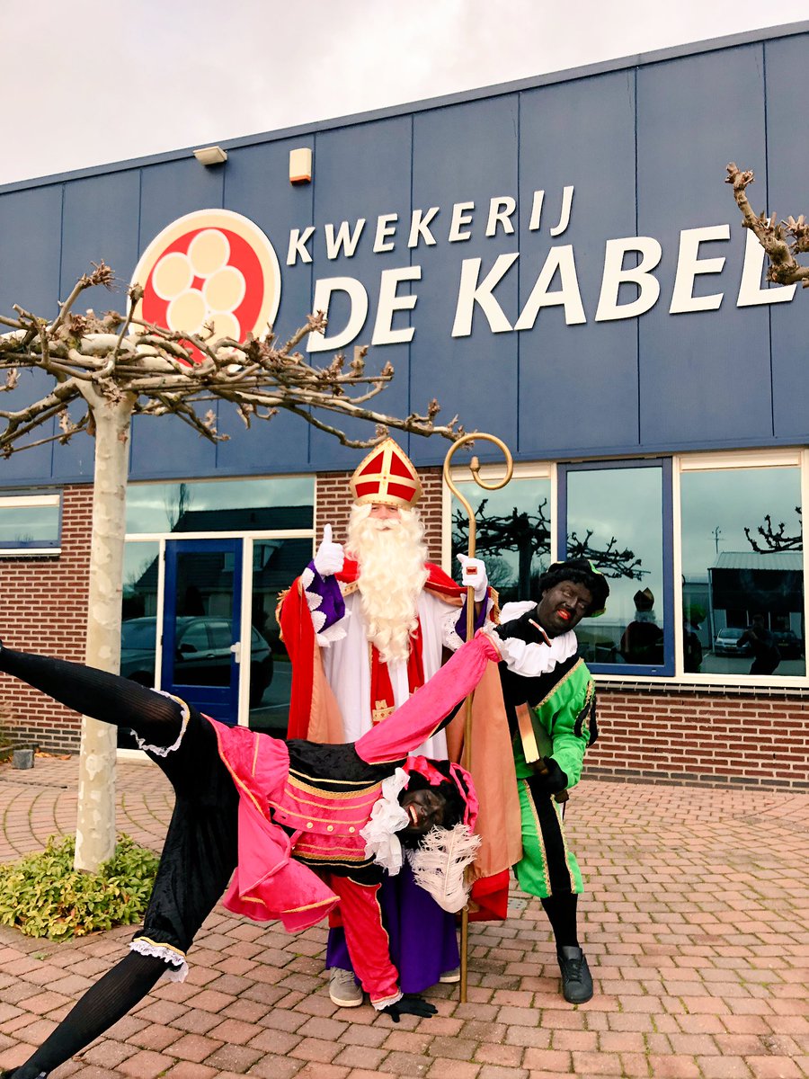 RHartensveld75's tweet photo. Hoog bezoek vanmorgen bij De Kabel!! Dank u Sinterklaasje @WatersonBv https://t.co/1hREGvC5rP