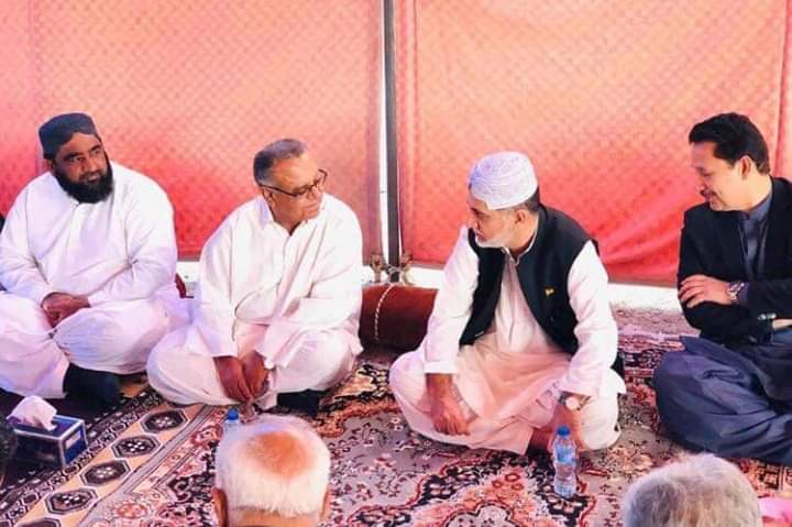 BnpKech's tweet photo. سردار اڅتر مینگل ، ٽنا بلوچ ، جان مھمد دشتی، اور جمیعت کے رھنما څالد ولید سیفی۔ https://t.co/8zccYUsnYc