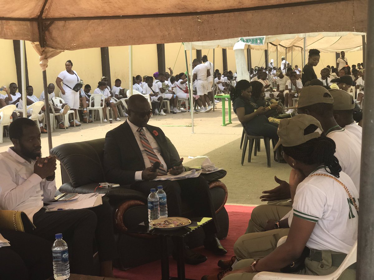 CeeOgbonnaya's tweet photo. Platoons pitching their business ideas with products/services ranging from flavored water, haulage services,movie production, app development, grocery-delivery-at-your-doorstep etc. All happening LIVE @ The #DiamondNYSCSAED 2018 Batch C Programme.
#DiamondNYSCSAED
#DiamondSWAG https://t.co/tg0i7ItkC6