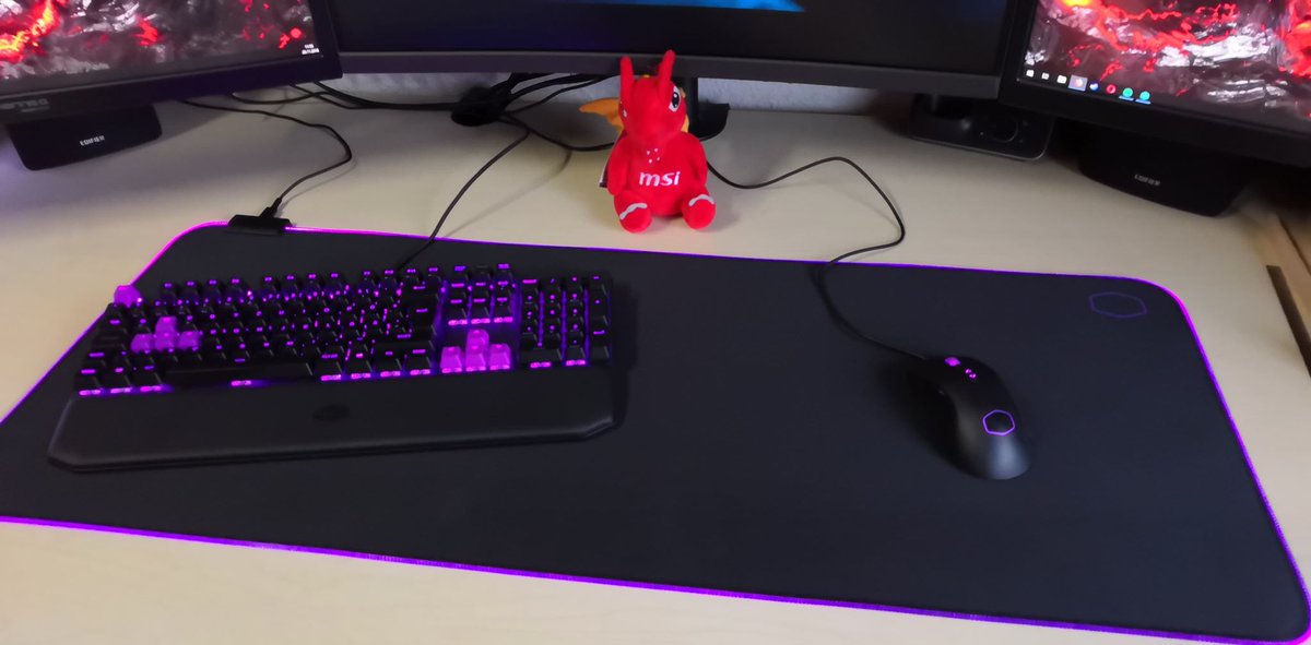 CoolerMasterGER's tweet photo. Und wie sieht euer Peripherie-Setup aus ?
Zeit für ein #CMUPGRADE ? 🔥 https://t.co/tDPN1OWcwY