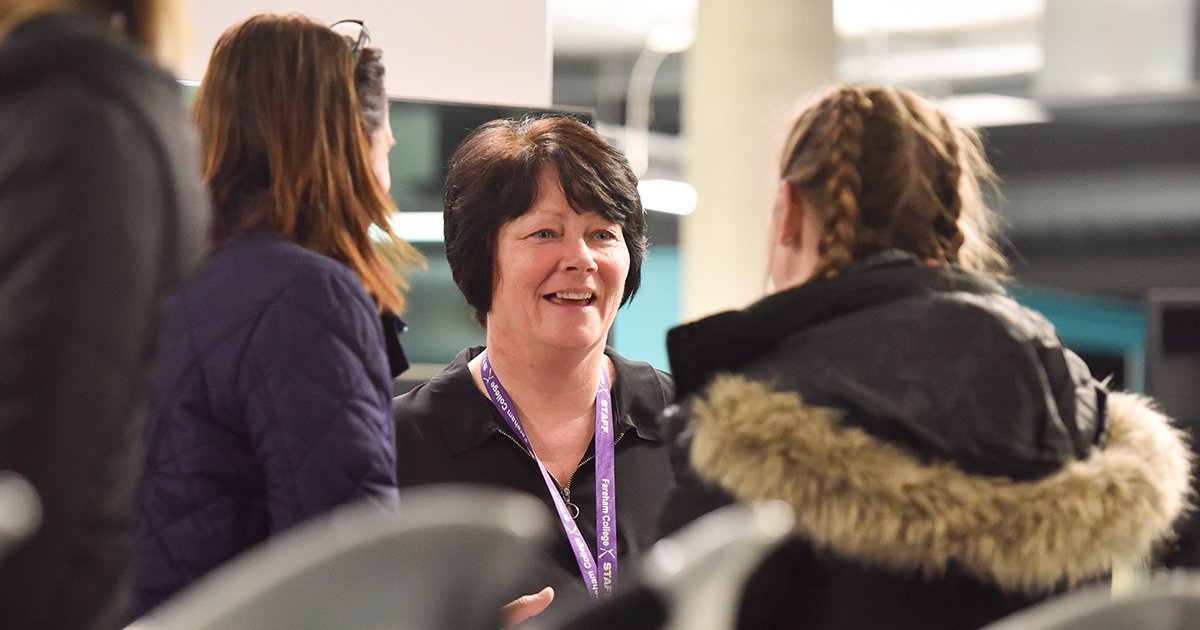 FarehamCollege's tweet image. We're looking forward to meeting many new faces at the first Parents Evening of the year later today. Ensuring our students are properly supported is our top priority, and it's a great opportunity to recognise and ensure ongoing success throughout the academic year.