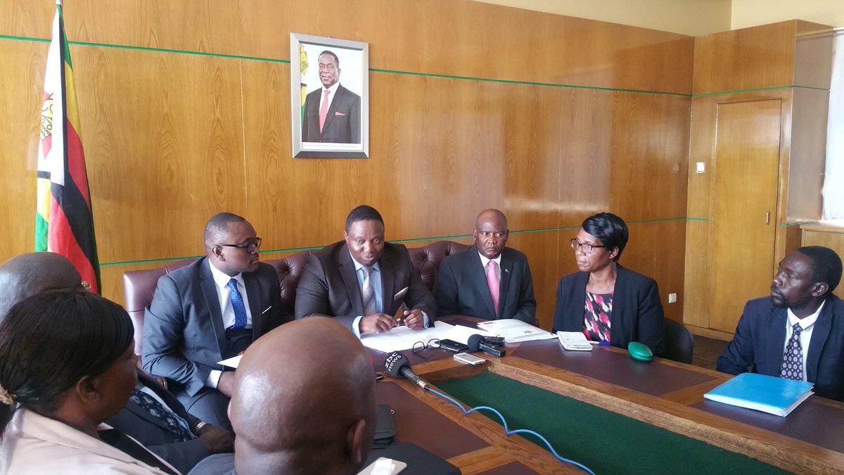 #HappeningNow Press Conference: Minister <a href="/KazembeKazembe3/">Hon. Kazembe Kazembe (Ministry of Home Affairs)</a> giving a statement on the National Cyber Security Week that will be held from 3 to 10 December 2018. <a href="/263Chat/">263Chat.com 🇿🇼</a> <a href="/Potraz_zw/">POTRAZ</a> <a href="/cswzimbabwe/">CSW Zimbabwe</a>