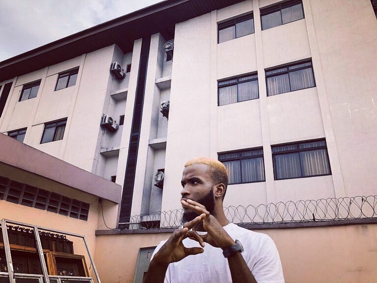 chimymusic's tweet image. As you see me so I’m ABadNigga ⭐️
Me i no be Shedrack!!
#TextBack #VisualsSoon