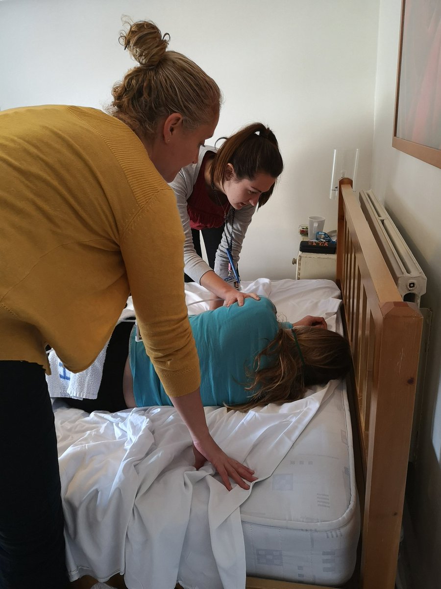 MESHstudyday's tweet image. Another room another emergency on our highly rated study day for #communitymidwives attending a #homebirth