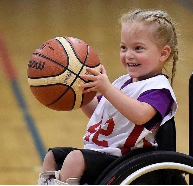 Engellerin gülen yüzleri ve umutları soldurmaması, hepimizin sorumluluğu.
#3AralıkDünyaEngellilerGünü @Paralympics