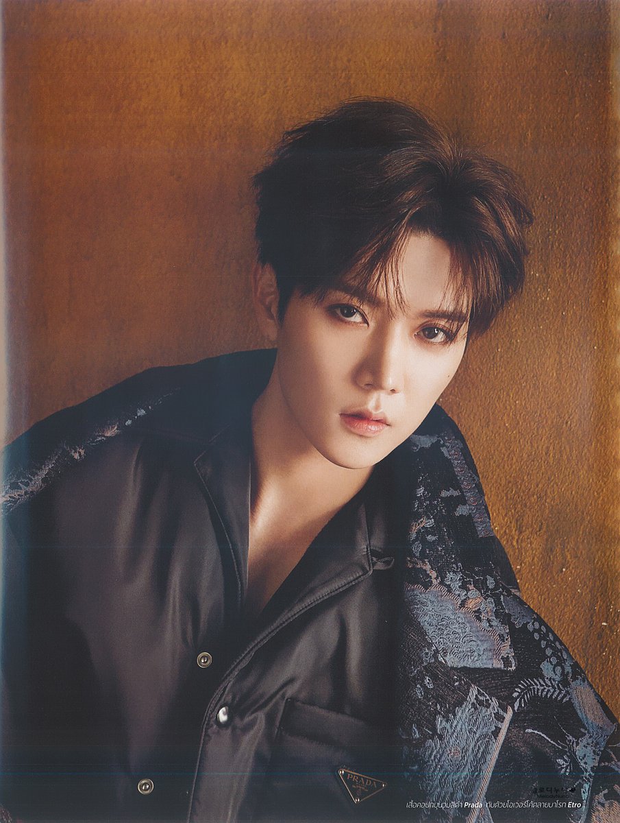 NUESTBrazil's tweet photo. [#SCAN] Ren para revista tailândesa Sudsapda [03/12/18] #leaydodeestudio #REN #NUEST #สุดสัปดาห์1ธค61 #뉴이스트 #뉴이스트W #렌 #최민기 #민기

Cr: MelodyPik https://t.co/rn0bLY6rJS
