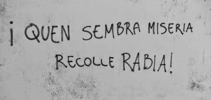RociGz's tweet photo. Colocaronlles altofalantes, difundiron o seu odio en "prime time", mentras suprimian dereitos para as persoas + desfavorecidas e mostraban impudicamente o coste cero da súa corrrupción, agoran fican desencaixados co avance do fascismo!! #EuQueroIgualdade #PobosLibres https://t.co/azqLQh1aez