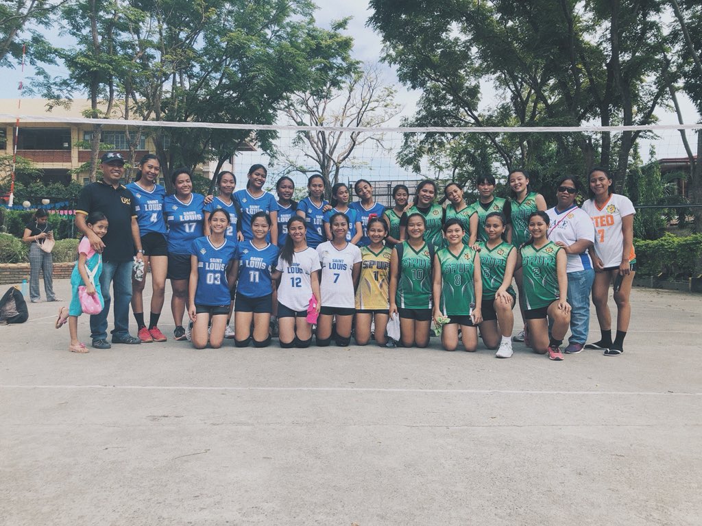 __alyyyy's tweet photo. Iβm so late but i just want to say sobrang worth it yung pagod sa training!!! Gonna miss these amazing pips!!! πβ¨ #CEAP2018 https://t.co/iCK4q7zcTd