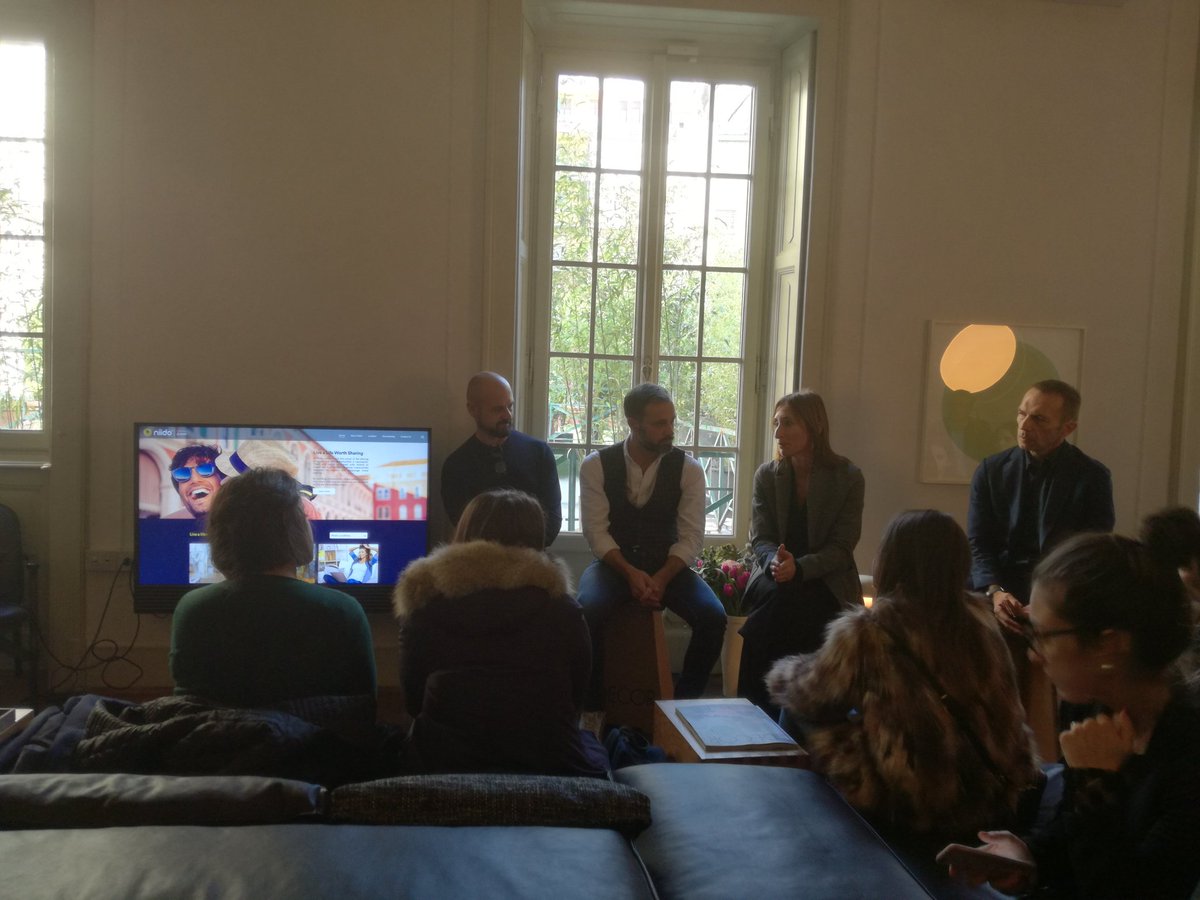 rdellavedova's tweet photo. Le connessioni in fibra, il wifi e in futuro il 5G sono gli abilitatori chiave per collegare tra di loro gli oggetti facendo evolvere la casa in una casa intelligente, dice @MirizziY  @HuaweiItalia @airbnb_it https://t.co/wBTLlwy5gO