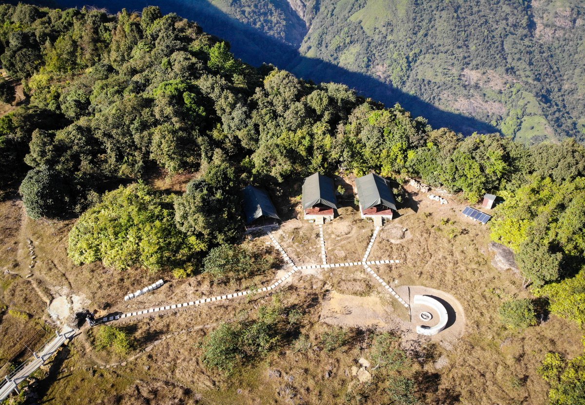 WeiingC's tweet photo. A bird's-eye view of Weiing - The Lakefront Camp #Campsite https://t.co/73fAXsGI6X