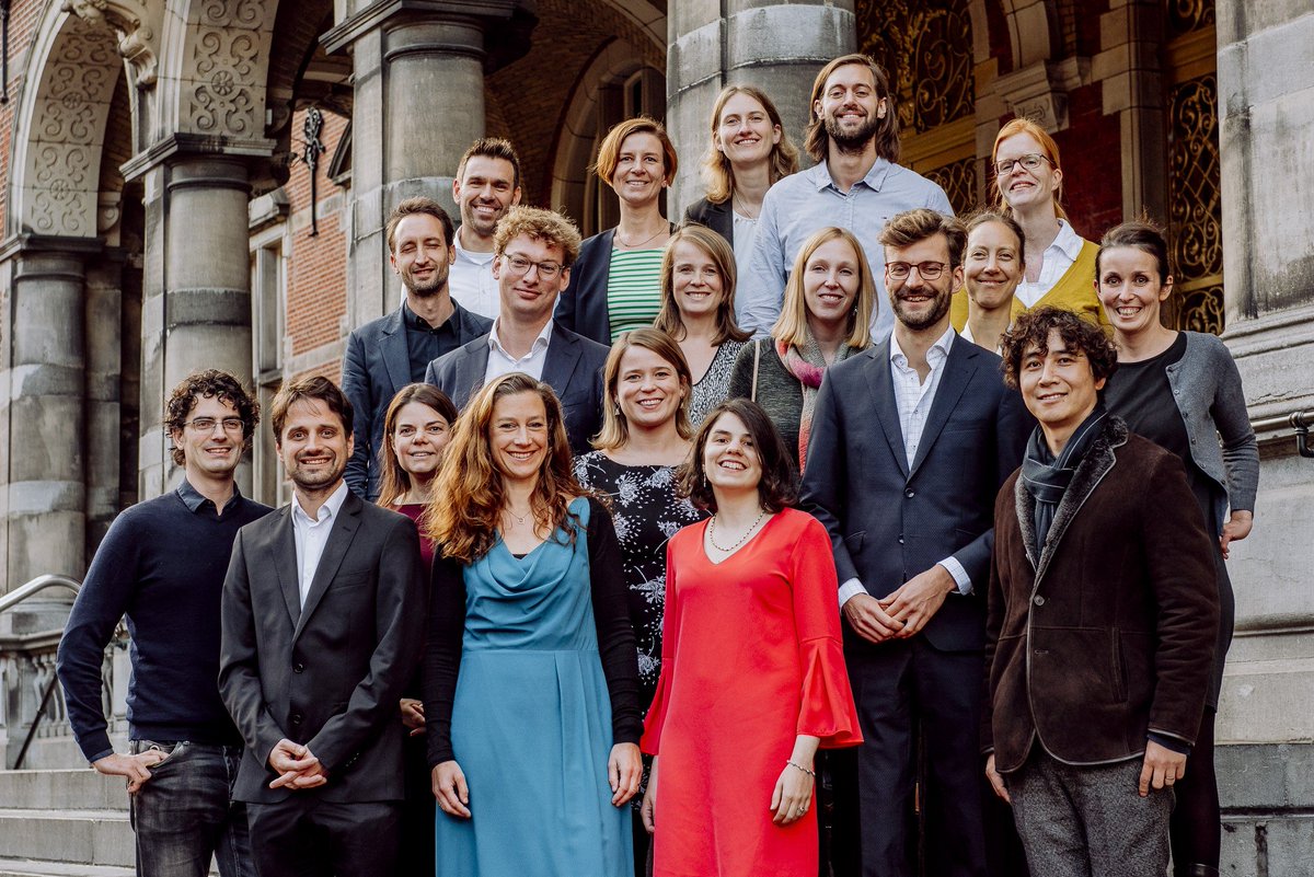 The Young Academy Groningen is looking for new members! Young academic staff at <a href="/univgroningen/">University of Groningen</a> and <a href="/umcg/">UMCG</a> are eligible to apply - Deadline Dec. 15th - see our website for more info and eligibility criteria rug.nl/research/young…