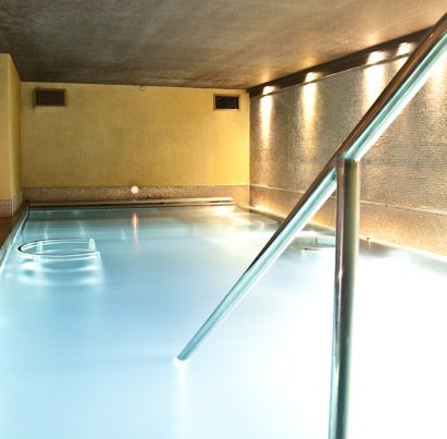 CrownePlazaB's tweet photo. Revitalise
REST, RELAX &amp; UNWIND 

Spa Verta at Crowne Plaza London - Battersea https://t.co/EcrglGjgwg