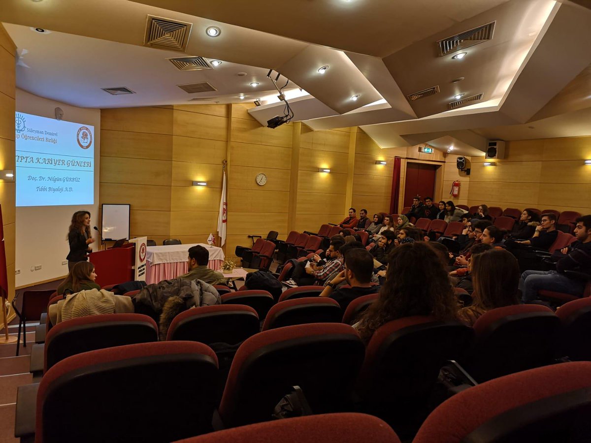 Süleyman Demirel TÖB Tıp Eğitimi Çalışma Takımımız Tıpta Kariyer Günleri etkinliğinin ikinci ayağını Tıbbi Biyoloji Anabilim Dalından değerli hocamız Doç.Dr.Nilgün Gürbüz’ün katılımıyla gerçekleştirdi. Değerli hocamıza ve çalışma takımımıza çok teşekkür ederiz. Eğitimle kalın🐼🖤