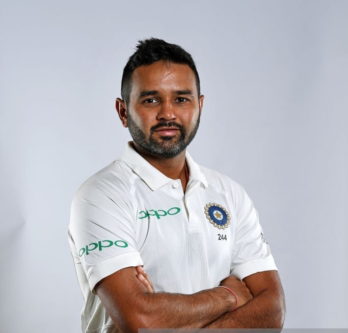 TeamParthiv72's tweet photo. #NewProfilePic @parthiv9 @TeamParthiv72 https://t.co/8YbpvSgbXY