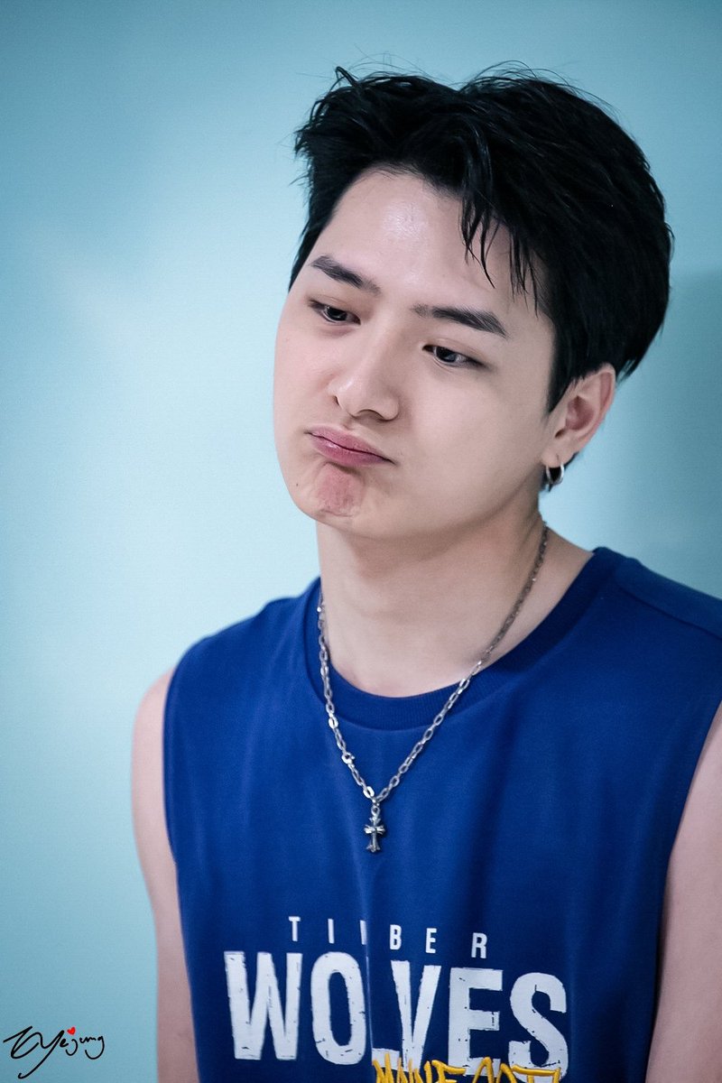 everyday__youu's tweet image. คิดจะงอนล้าวนะ!

#KristPerawat
#ยยขคพ 
@kristtps