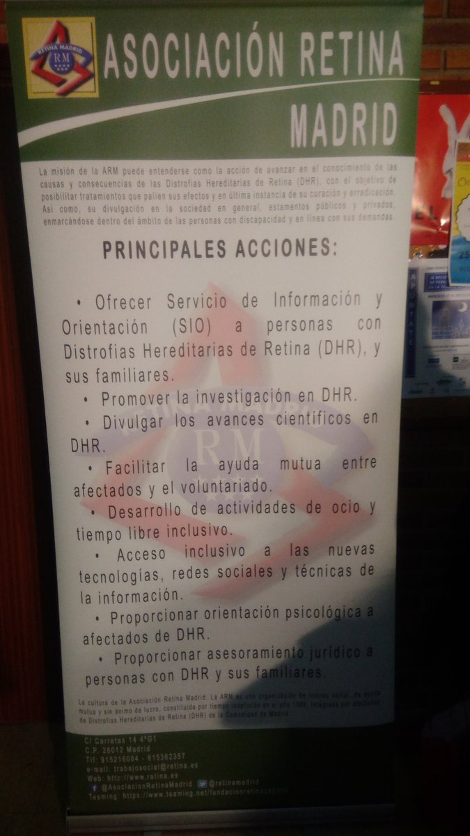 SiSubrayasnoleo's tweet photo. Gracias a la asociación @retinamadrid por dejarnos el material para nuestro stand del #DiaInternacionalDeLaDiscapacidad #FacultadTrabajoSocial #UCM @fundacionretina https://t.co/aSHGa2DwOi