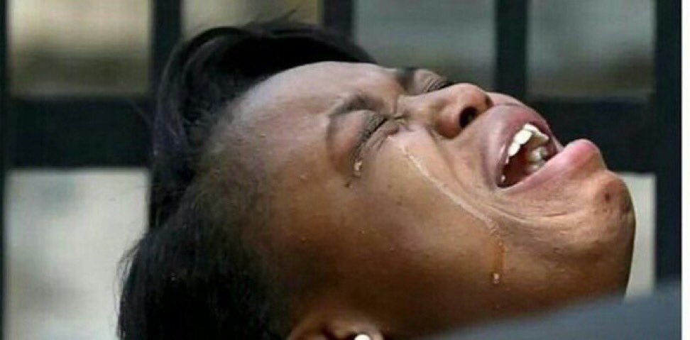 Asherkinne's tweet photo. I hate it whenever I’m in a place and then someone else is bearing my name. For lack of distinction, some people will take advantage of this to insult you. You will start hearing things like: Temi Tall, Temi Short, Temi Yellow, Temi Black, Temi Agba, Temi Kekere. Why? #WhoIsTemi https://t.co/GgXJF7qdf2