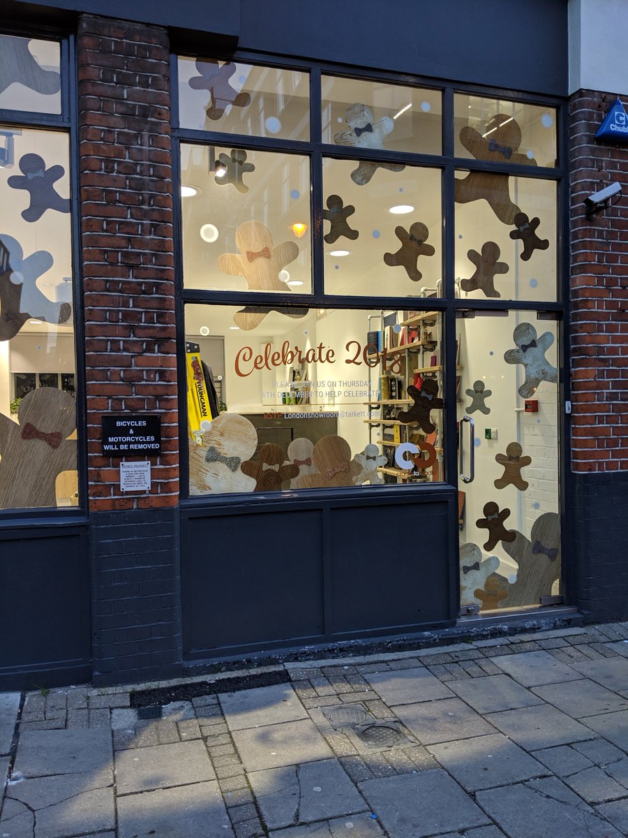Desso_UK's tweet photo. Are you feeling festive yet? If not, just pop by the Tarkett DESSO London Showroom and take a look at our new window display - designed to inspire the Christmas spirit! #MerryChristmas #GingerbreadMeetsLVT @TarkettUK https://t.co/OSbBgEuBbJ