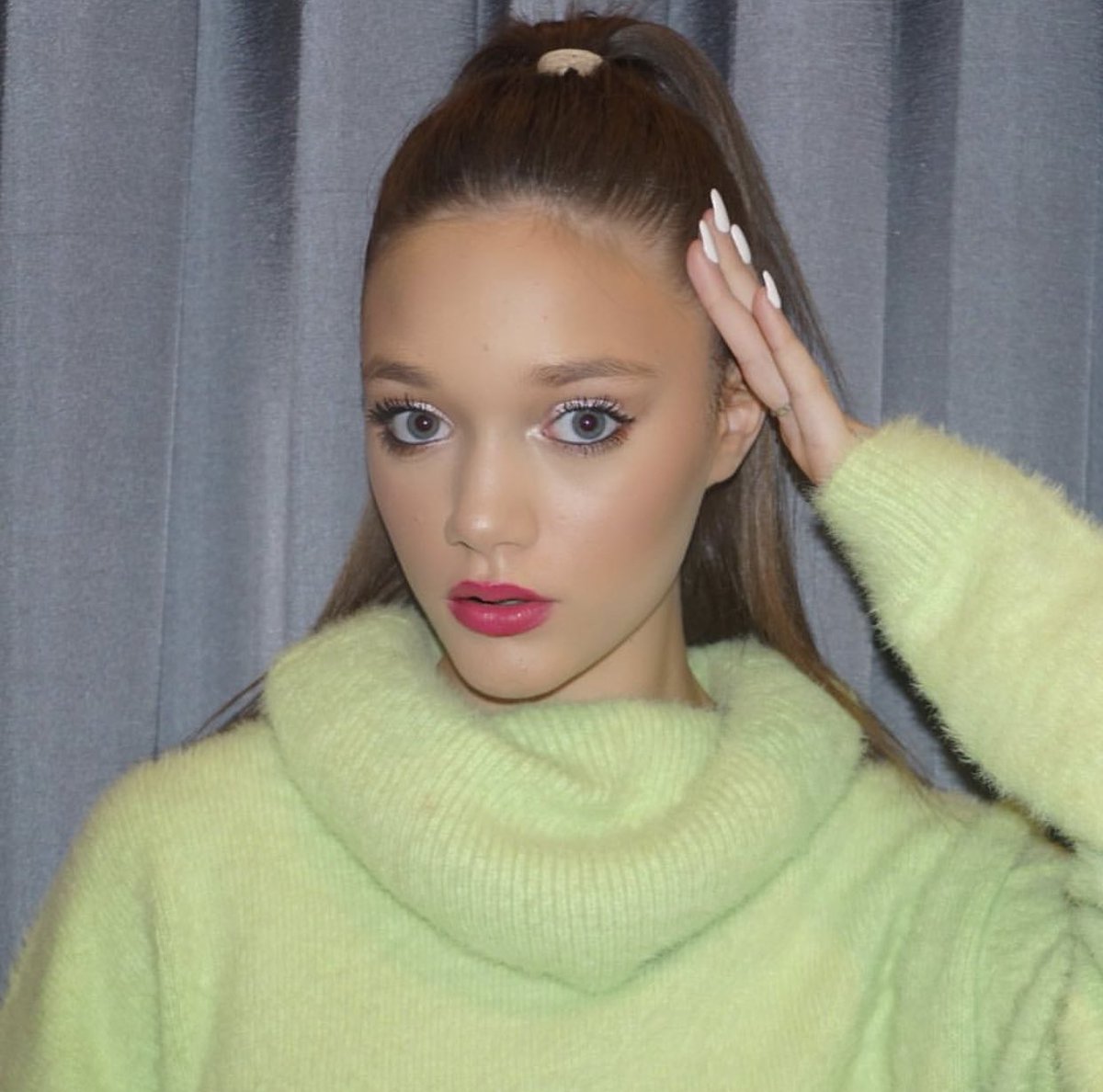 phoebetomlinx's tweet photo. #xfactorfinals https://t.co/KXx0G9mmAo