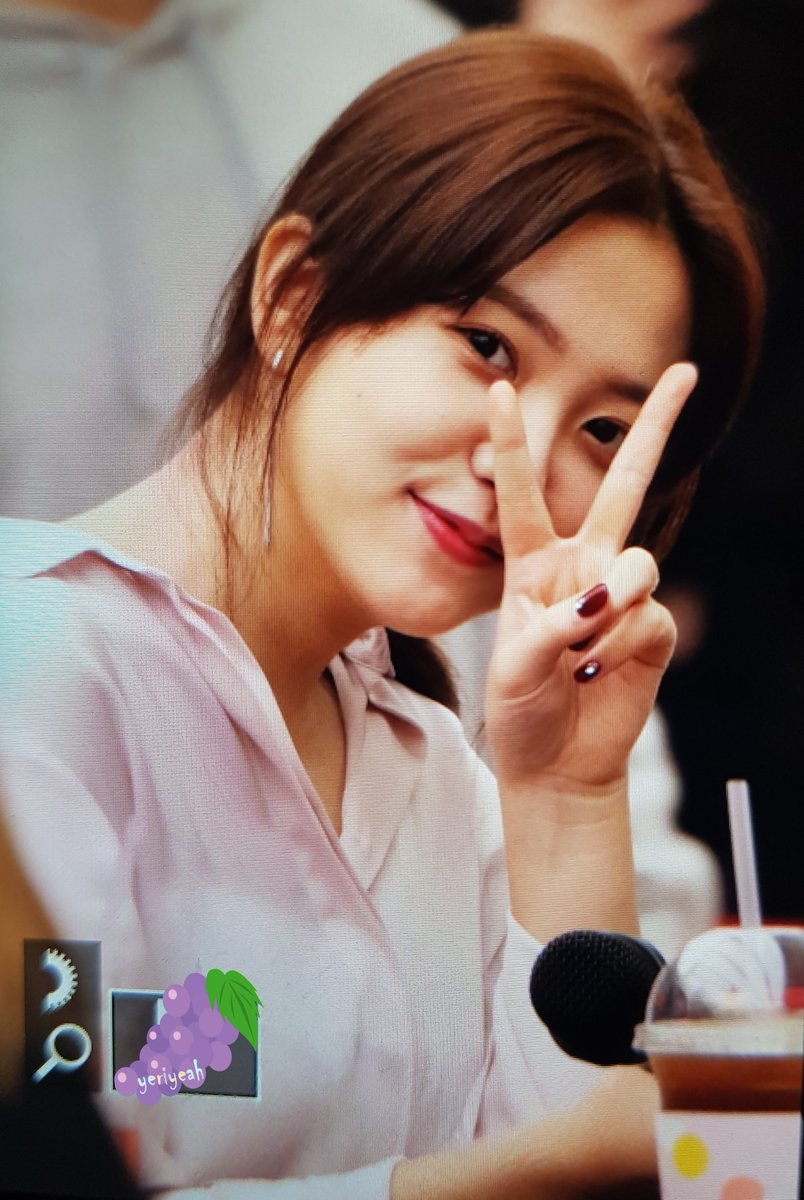 yeriyeah3051's tweet photo. 181203

#예리 #yeri #RedVelvet #레드벨벳 https://t.co/eb5yMxhDLF