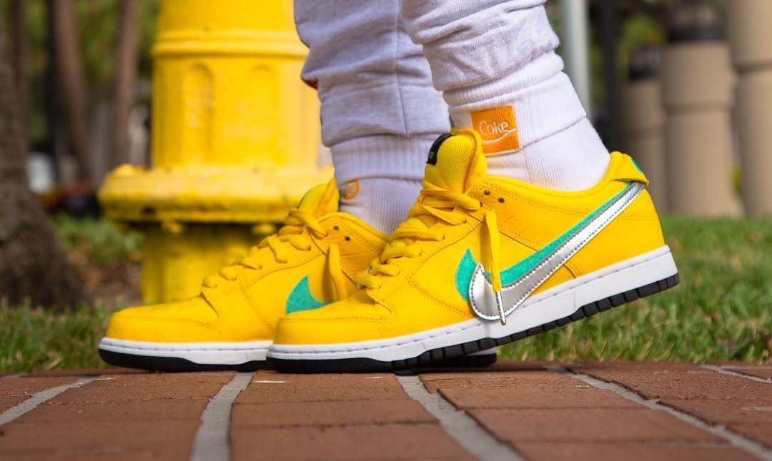 Цел техник усилване The Sole Supplier on Twitter: "On foot look at the Diamond Supply Co. x  Nike SB Dunk Low 'Canary' 🍋 https://t.co/xv27i4aPXs https://t.co/PvHgsiTKgD"  / Twitter