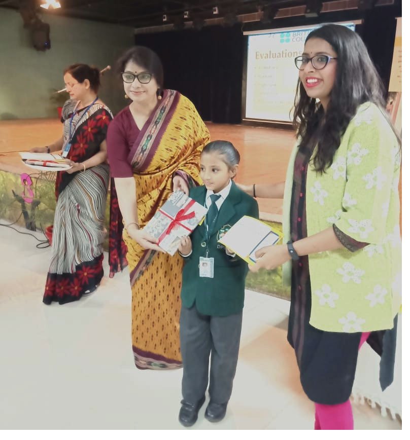 BillabongNoida's tweet photo. Pictures from LITSPREE 2018. All the energy and efforts of these little scholars made it a huge success.
#leadership #teachingteamwork #BillabongHighNoida #humanrights #BHISNoida #kangarookids #inclusiveeducation #makelearningfun #learnercentric #CBSEaffiliate #preschoolnoida https://t.co/cUCwVd5AqT