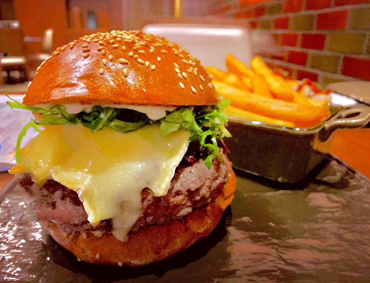 GRAHAM ELLIOT tweet media