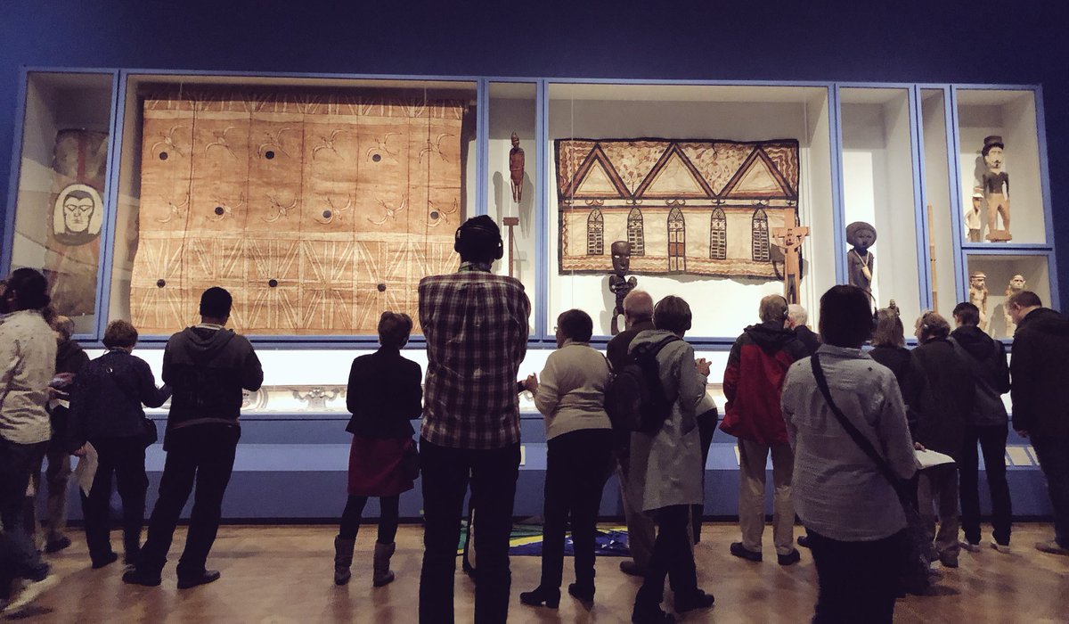 kroberiano's tweet photo. Observing the colonial gaze at the Royal Academy of Arts, London
#PHA2018 #PacificHistory #twitterstorians #Oceania https://t.co/xfLe5AgchR