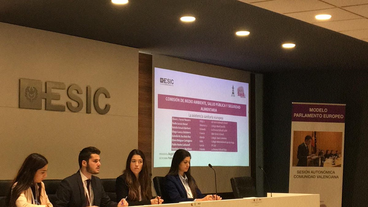 Continuamos debatiendo en la II Sesión Autonómica del #MEP19 de la <a href="/FundSanPatricio/">FundacionSanPatricio</a> organizada por #GrupoSorollaEducación en la sede de <a href="/ESICValencia/">ESICValencia</a> #ReadyToFly