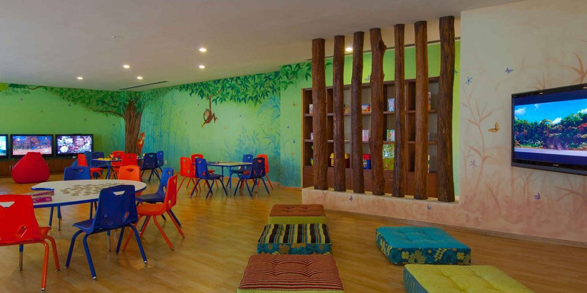 FamilyVacation's tweet image. Because not all kids' clubs are the same... The Best Kids' Clubs at All-Inclusive Resorts: bit.ly/2BMEDMC