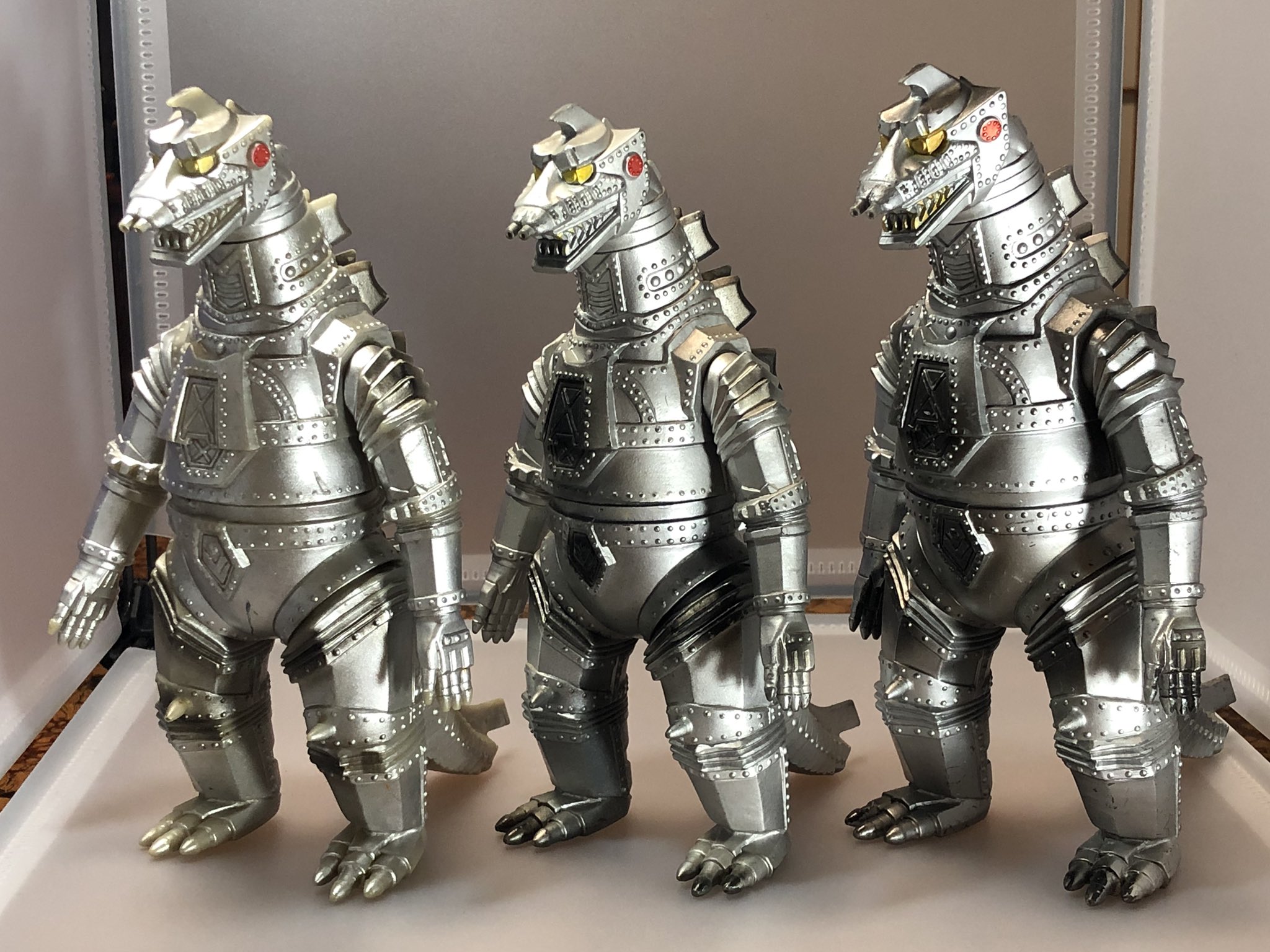 メカゴジラ 2体★歴代怪獣ボックス★フィギュア バンダイJAPAN メカゴジラ 2体☆歴代怪獣ボックス☆フィギュア バンダイJAPAN