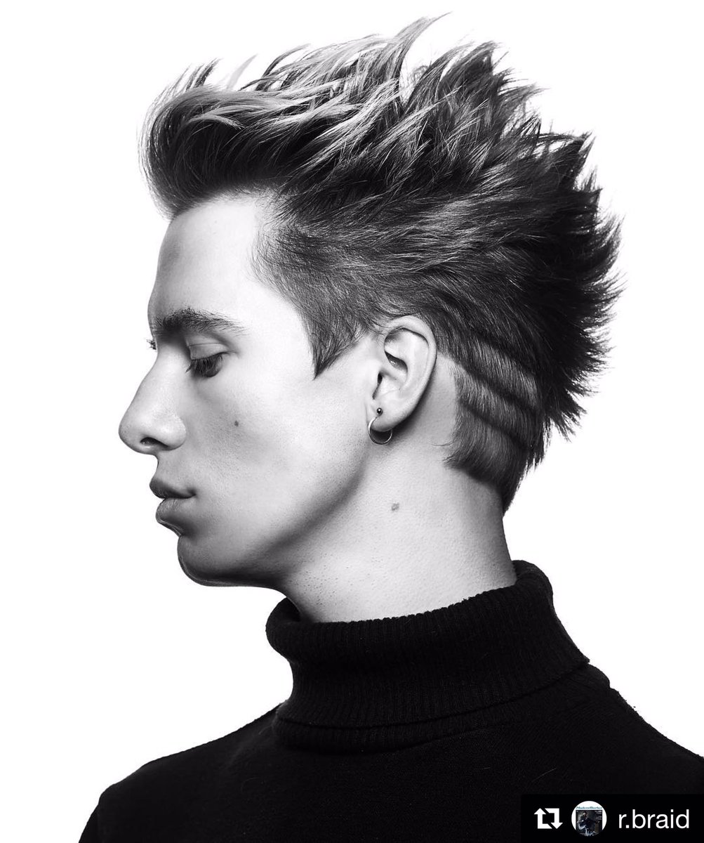 Cut by r.braid #sukottoscissors #sukotto #sukottoshears #stylists #barber #hairstylist #shears #dragonflylife #floridahair #miamihair #dragonflysharpening #sharpening #shears #scissors #hair #hairstyle #haircolor  #hairsalon