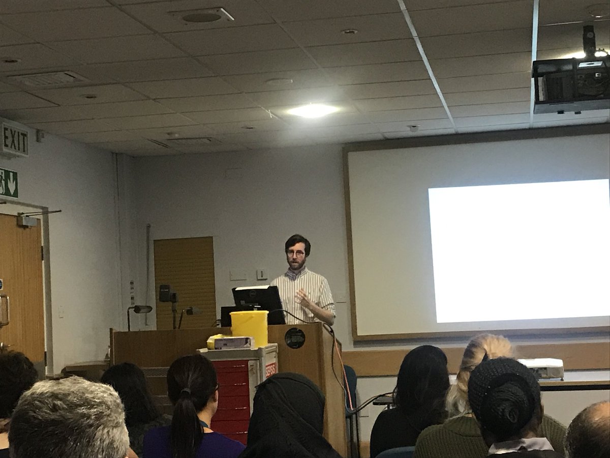 CatrionaRowland's tweet image. At @NewhamHospital we should be able to get all patients with suspected #Sepsis within hour by using the fully stocked #SepsisTrollies as has all the antibiotics, culture packs, all you need to screen &amp;amp; treat within hour. 

#WeImprove 
@sjardiniano1