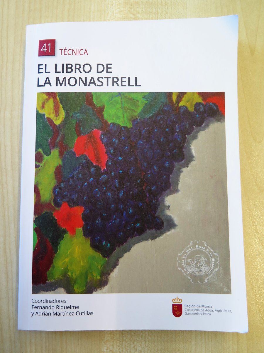 Hoy hemos estado en la presentación de ¨El Libro de La Monastrell" que ha sido coordinado por Fernando Riquelme y Adrián Martínez-Cutillas.
Si te interesa el mundo del vino, solicita su préstamo en #BibliotecaCCT